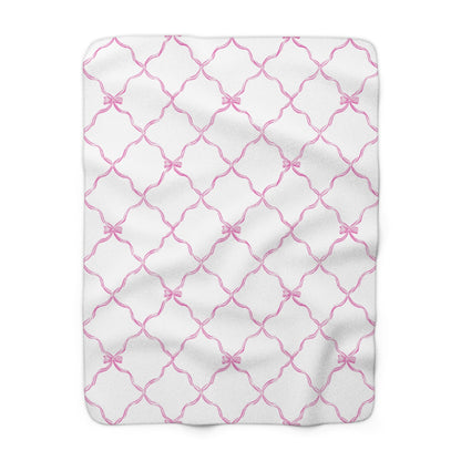 Three Bees Trellis Bow Cozy Sherpa Fleece Blanket - Bubblegum Pink