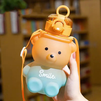 Bear Shaped Water Bottle with Lid and Straw (800ml)