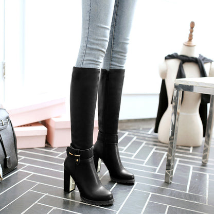 Fashionable Round-Toe Chunky Heeled Women's Boots