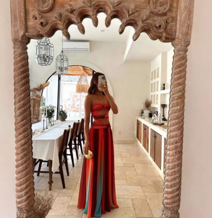 Elegant Satin Gradient Backless Lace-Up Maxi Dress