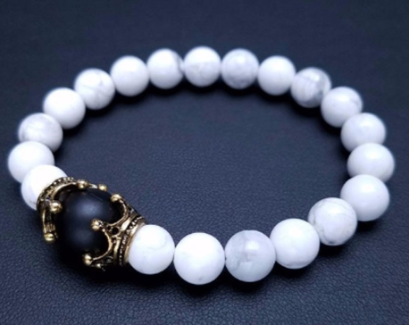 2019 New Men's Bracelet with Crown Tiger Eye Beads