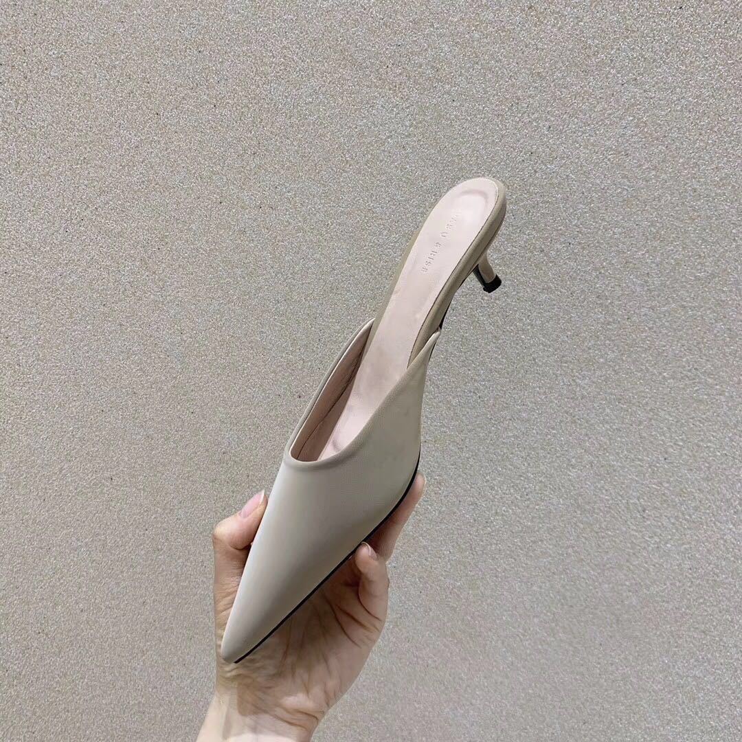 Fashionable Women's Pointed Toe Heeled Mules (2020)