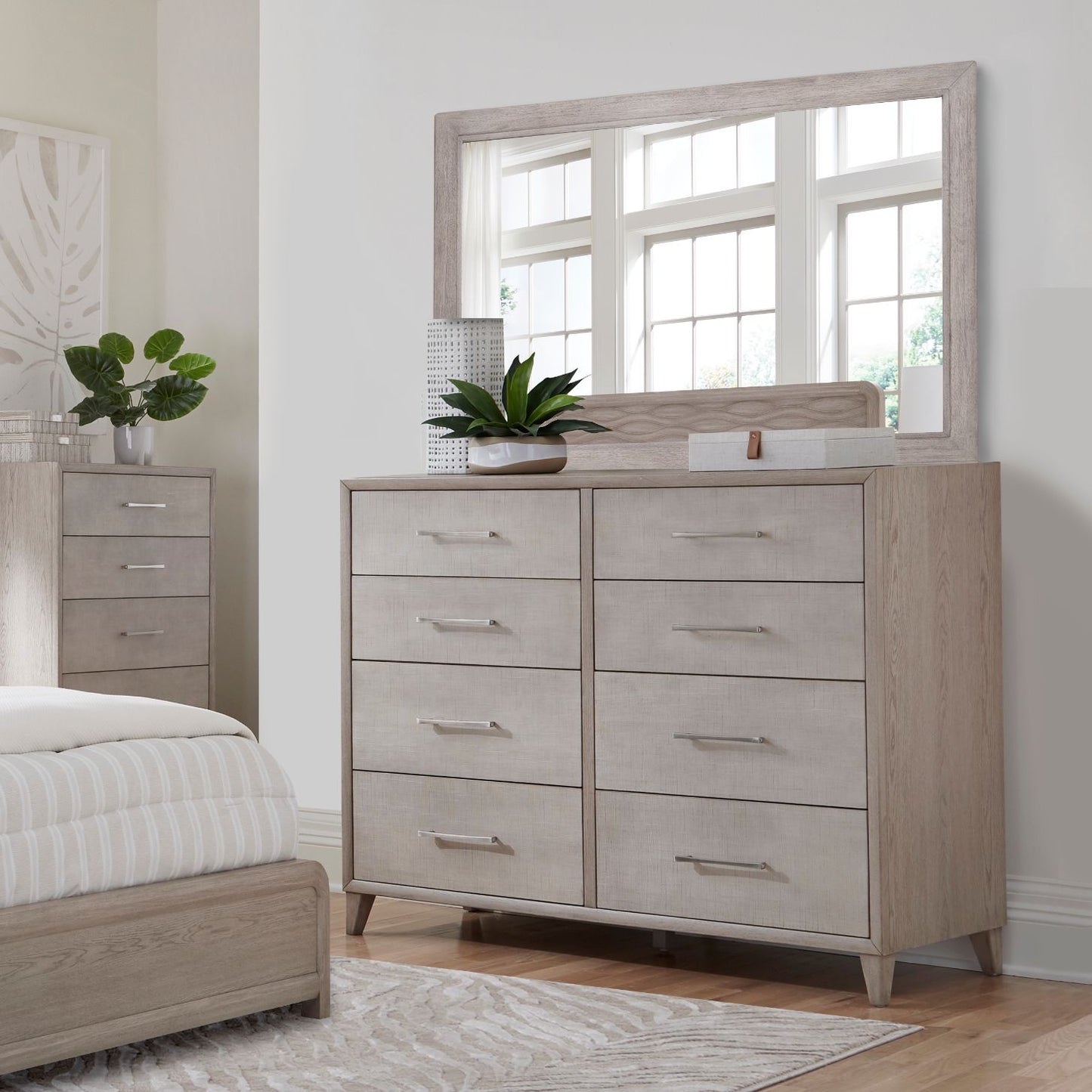 Cape Eight Drawers Wood Dresser with Mirror