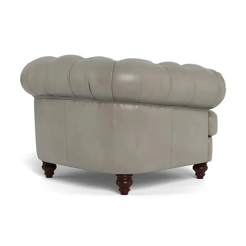 Classic Chesterfield-Inspired Leather Club Chair