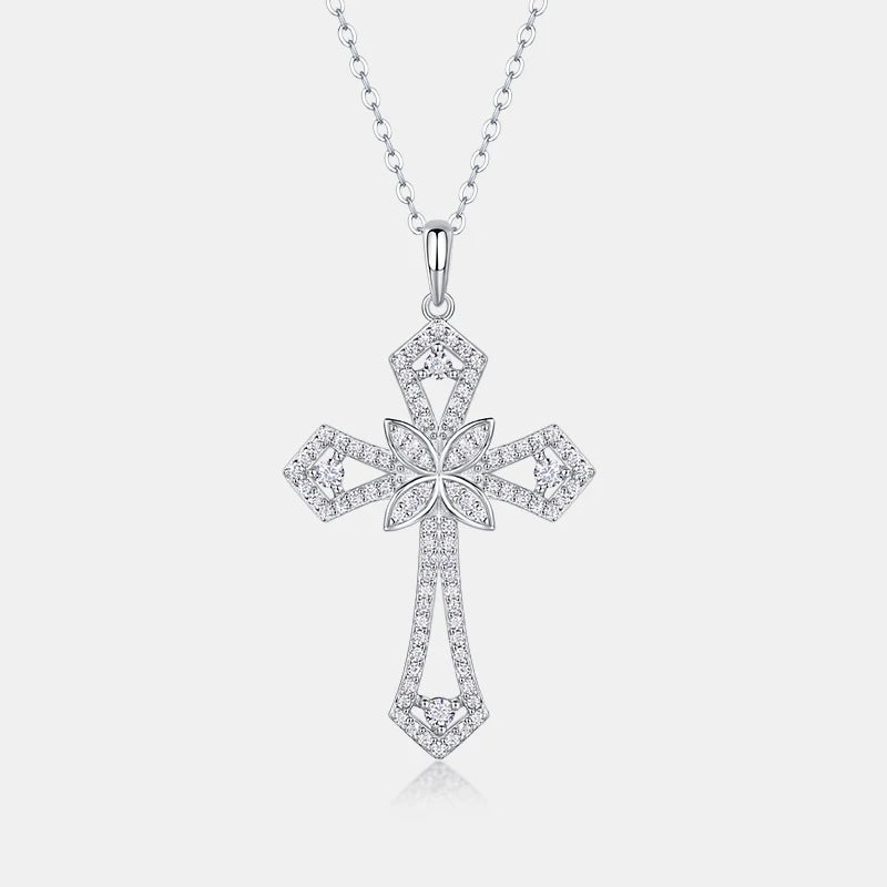 Luxurious Customized 925 Sterling Silver Fine Jewelry Pendant Necklaces Cross Moissanite Pendant Necklace