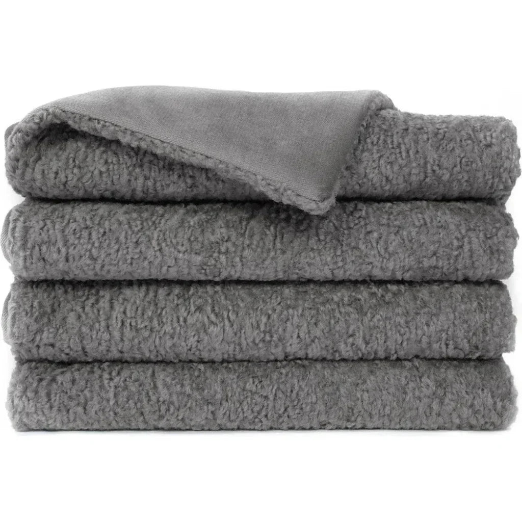 Poodle Throw - Grey