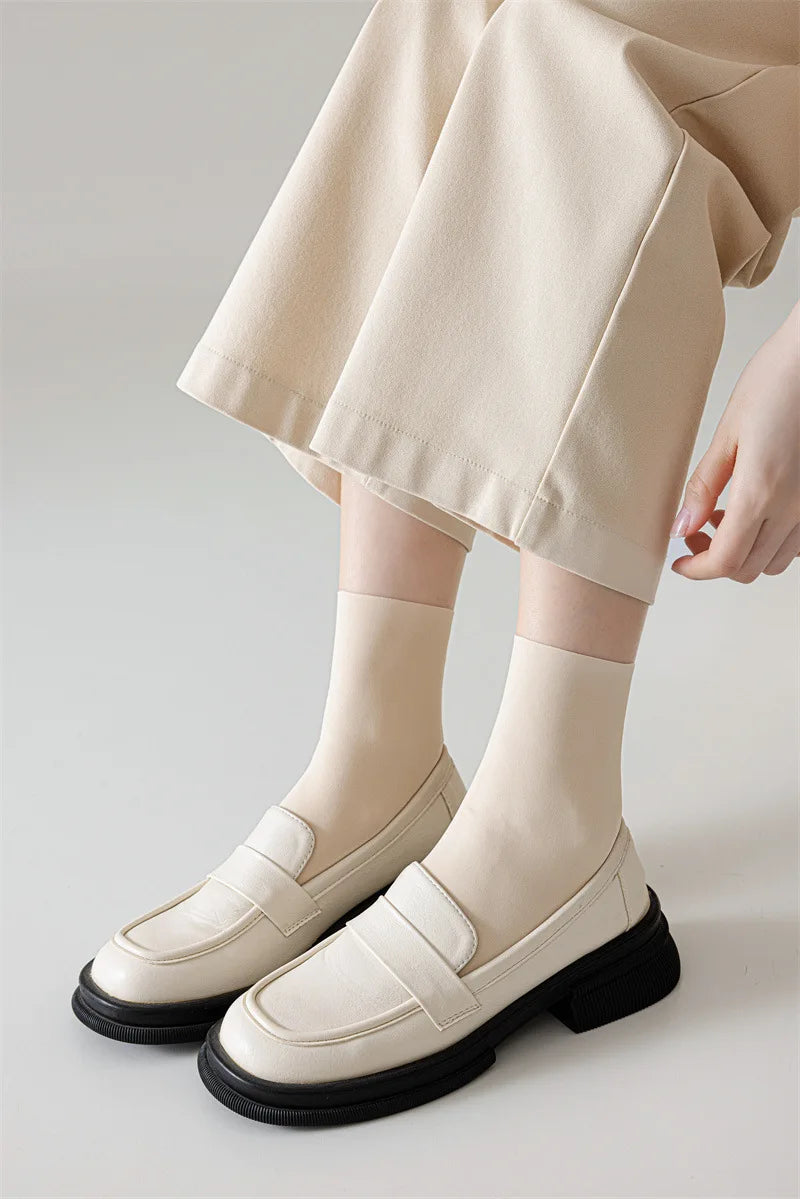 Mens Socks Summer Ultra-thin Breathable Ice Silk Middle Tube Socks Men Women Solid Color Black White Gray Elastic Long Socks Sox