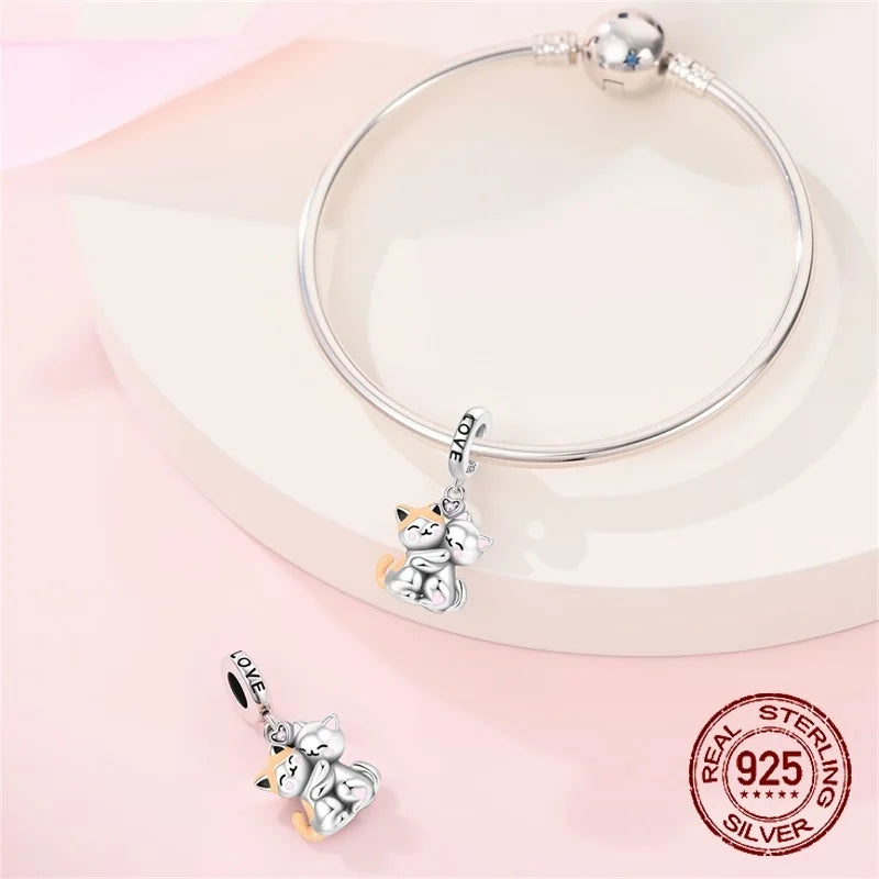 Cute Cat Hug Charms 925 Sterling Silver Pet Embracing Design Pendant Fit Original Charm Bracelets Women DIY Jewelry Gift