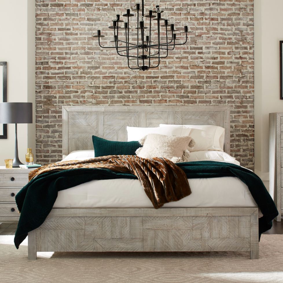 Studio 20 Solid Wood Grey Bed