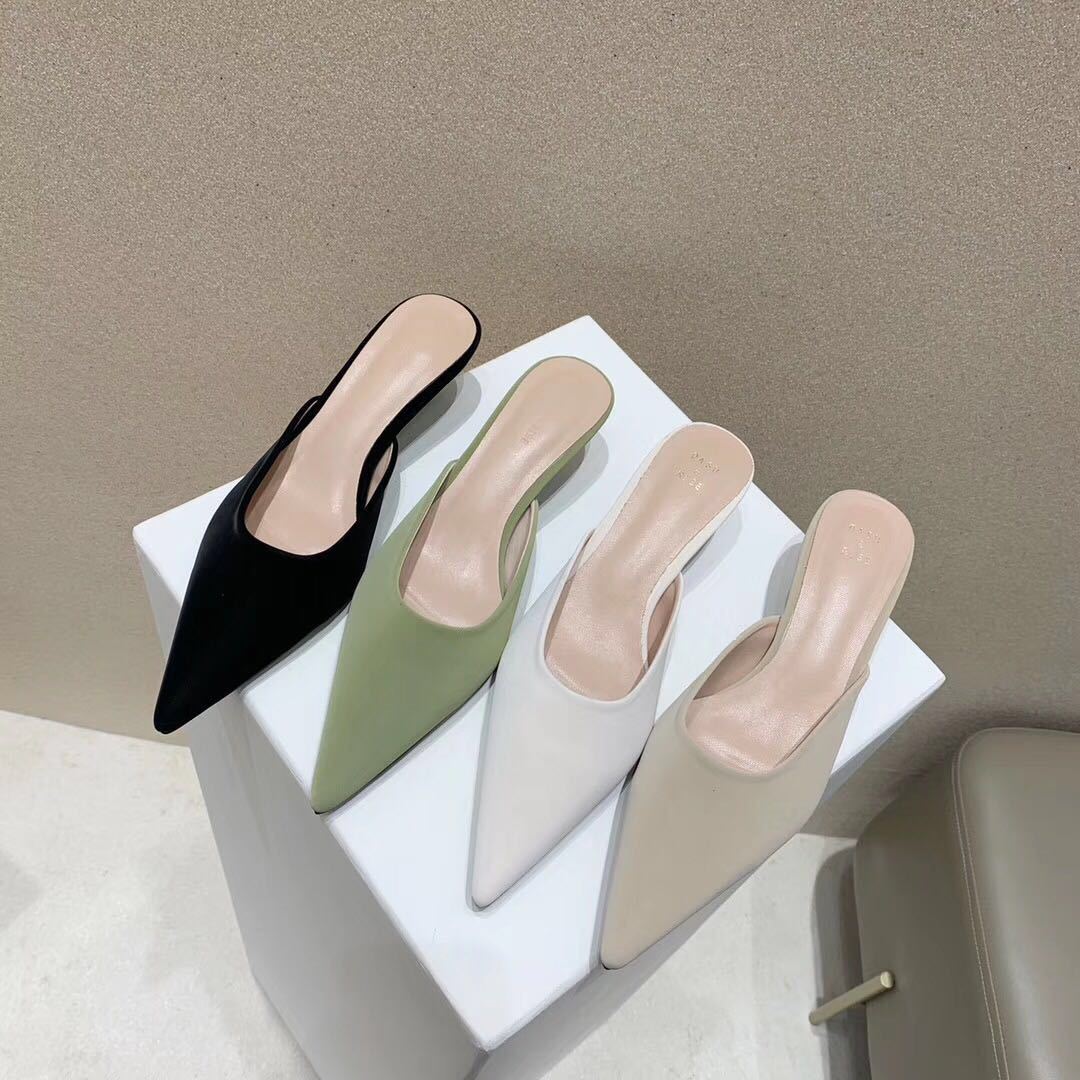 Fashionable Women's Pointed Toe Heeled Mules (2020)