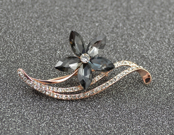 Five-Petal Flower Crystal Brooch
