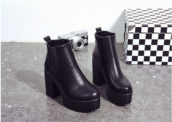 New Women's Round Toe Chunky Heeled Ankle Boots