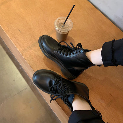 Fashionable Low-Heeled Round Toe Ankle Boots