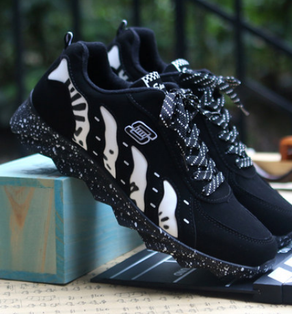 Fashionable Casual Sneakers for Students and Men