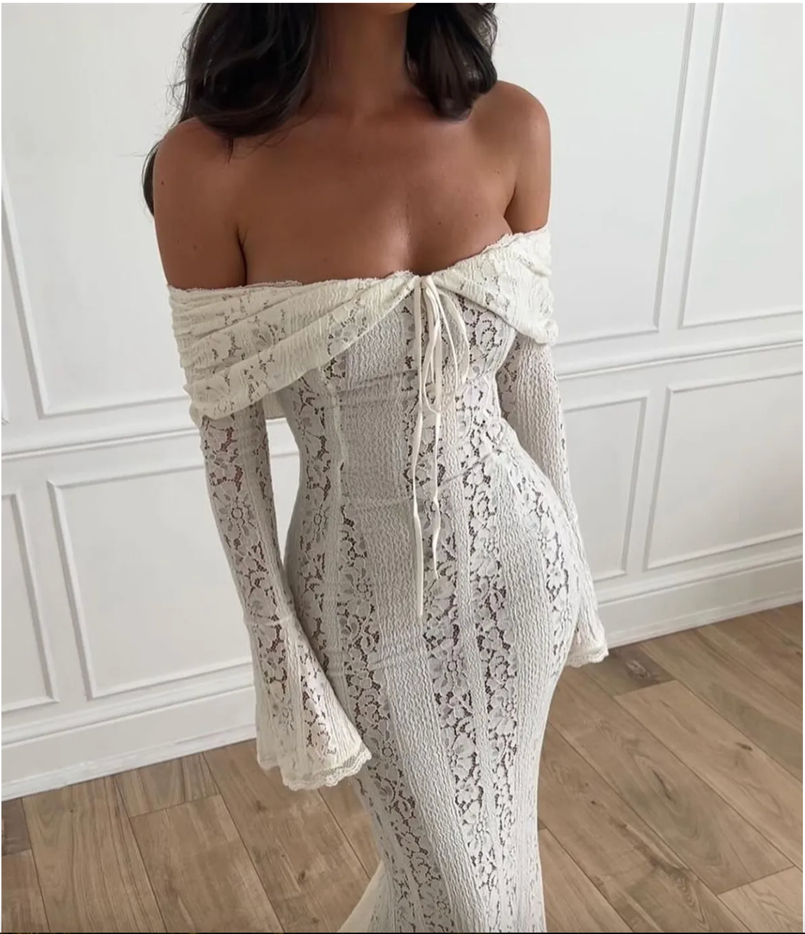 Elegant Off-Shoulder Flared Sleeve Sheath Dress