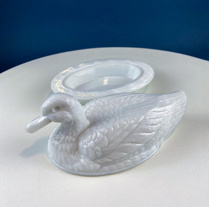 Westmoreland Milk Glass Duck Dish. Vintage Duck Butter or Serving Dish. White Bird Bowl with Cover. Modern Farmhouse. French Country.
