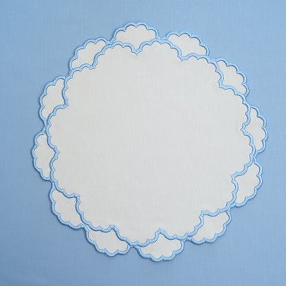 CRESSIDA BLUE & WHITE SCALLOPED FABRIC PLACEMAT (Set Of 4)