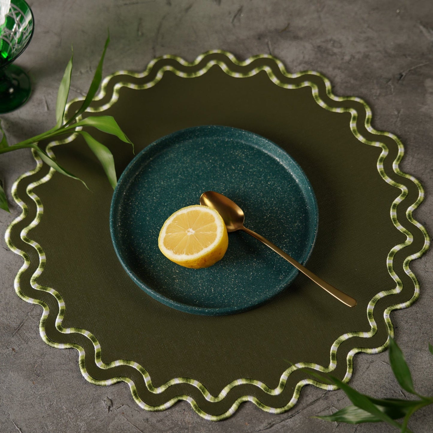 ELYSIAN DARK GREEN FAUX LEATHER PLACEMAT (Set Of 4)